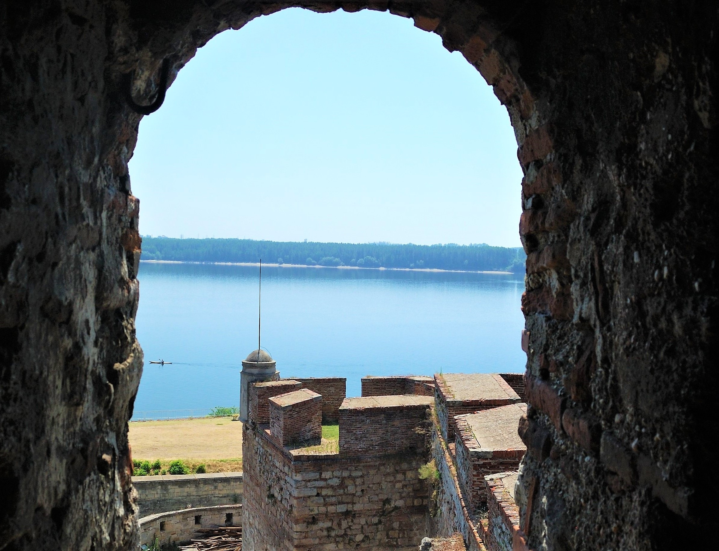 FORTRESS-BABA-VIDA-AND-BELOGRADCHIK-ROCKS-5-HRS